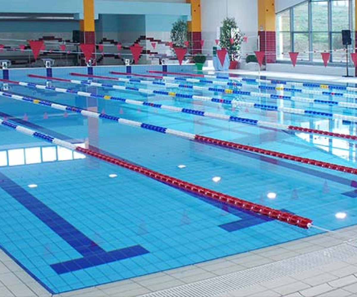 Dotari Piscina