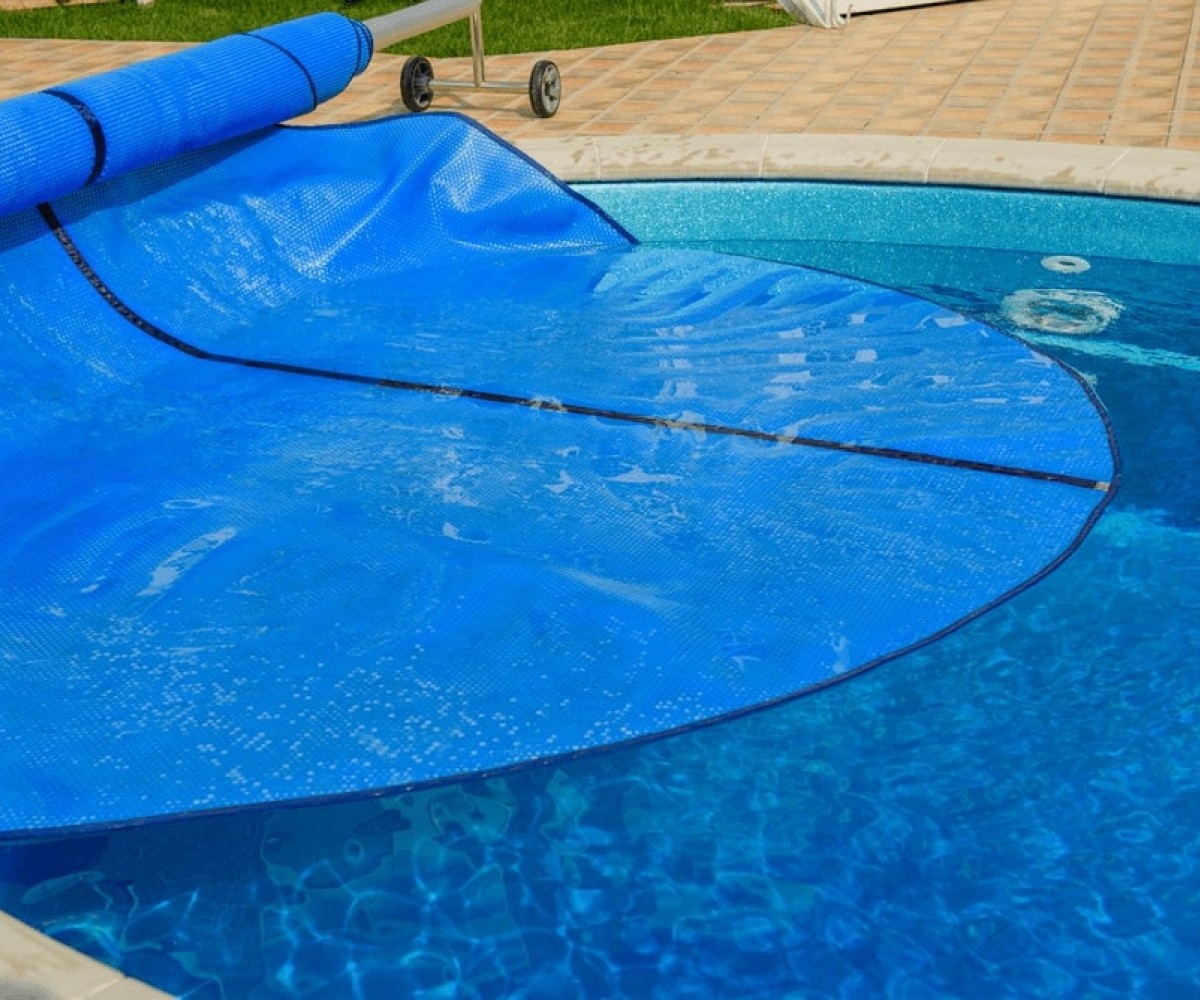 Prelate piscine si accesorii